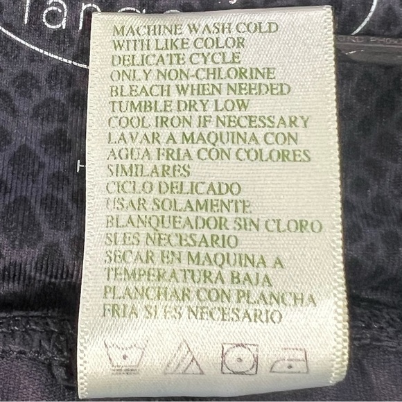 Tangerine WOMENS SNAKESKIN EMBOSSED CROPPED LEGGINGS‎ - Picture 10 of 10